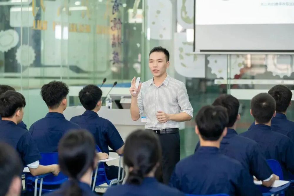 职教高考丨现代物流管理专业：低空启航，智链未来