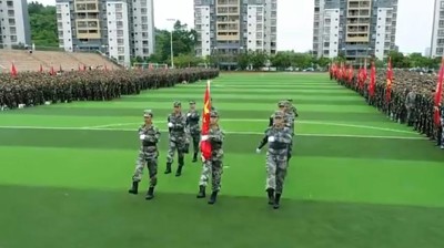 广西城市职业大学：滚烫青春 始于军训