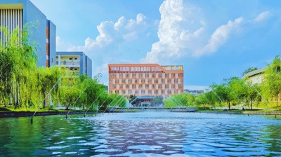 广西城市职业大学：美丽的校园风光