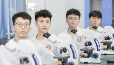 职教高考 | 以心践学，以爱护行：一名医养照护与管理专业学子的成长感悟