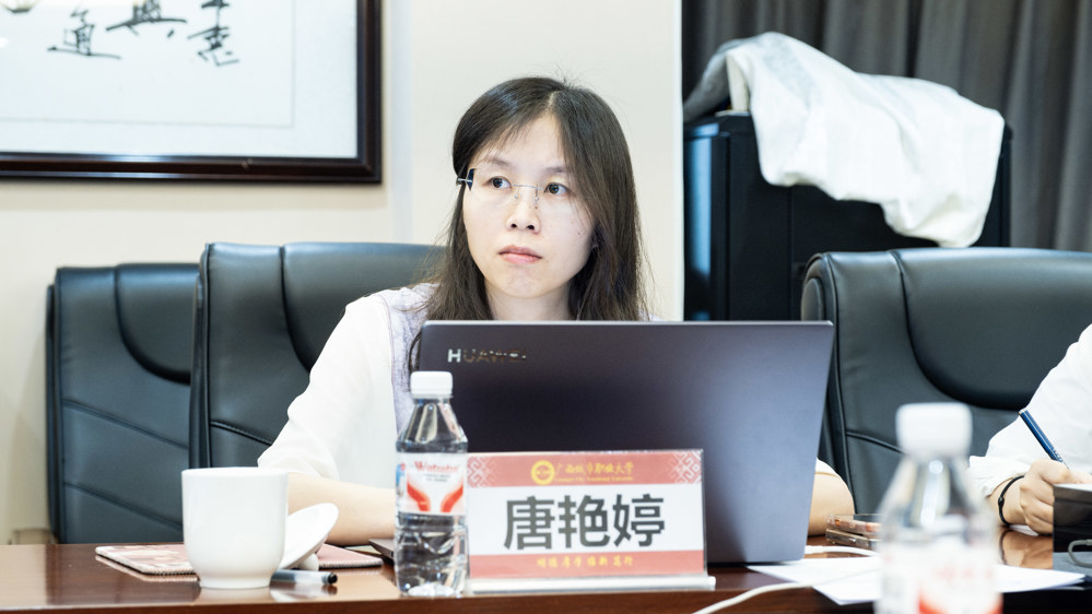 唐艳婷老师特写
