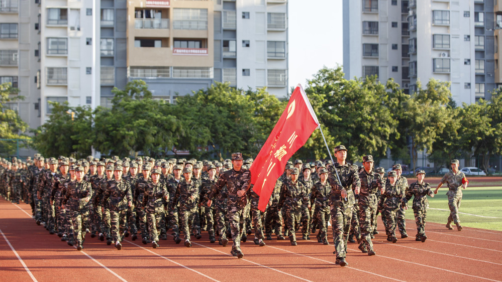 各连队方阵入场